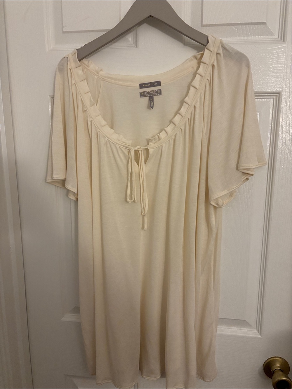 Old Navy Cream Short Sleeve Ruffle-Trim Blouse